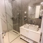 Hotel Sky View 4*