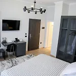 Hotel Sky