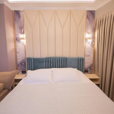Hotel Sky
