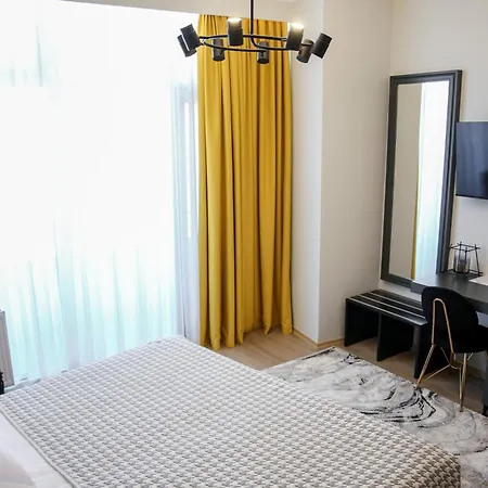 Sky Hotel 4*