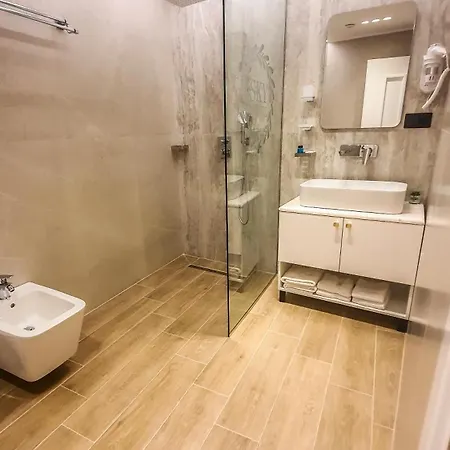 Hotel Sky Korcza