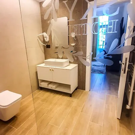 Hotel Sky 4*