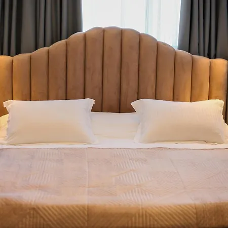 Hotel Sky