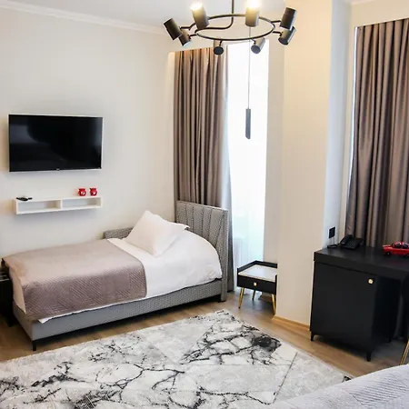 Hotel Sky Korcza