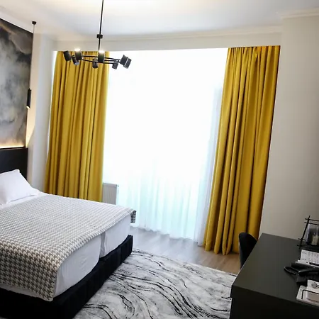 Hotel Sky